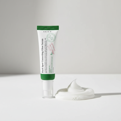Axis-Y Dark Spot Correcting Glow Serum produit et texture blanche