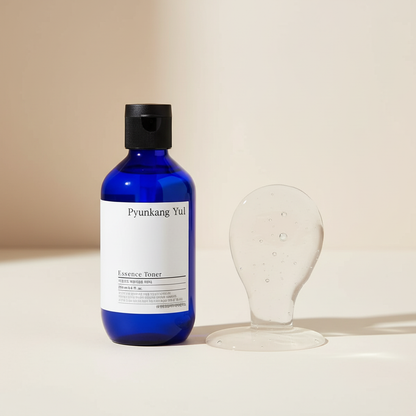 Pyunkang Yul Essence Toner produit et texture