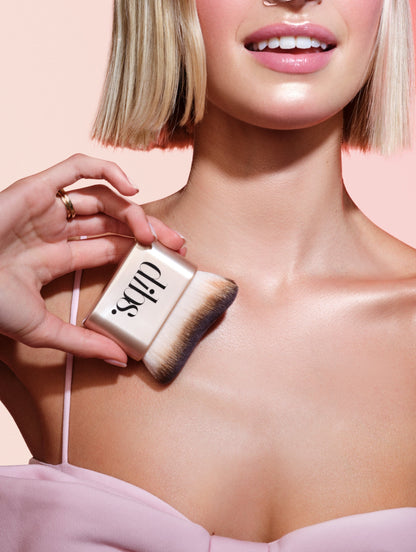 (Every)Body Brush